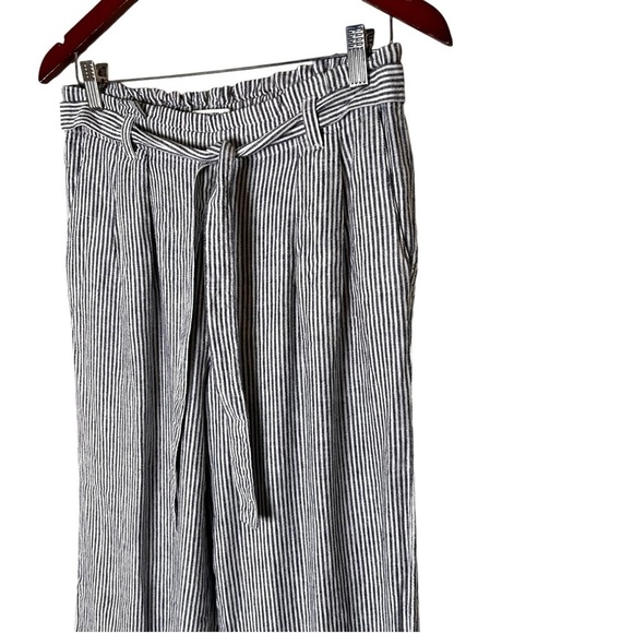 Ellen Tracy Women's Wide Leg Cropped Striped Linen Pants- Size Small - Picture 3 of 10